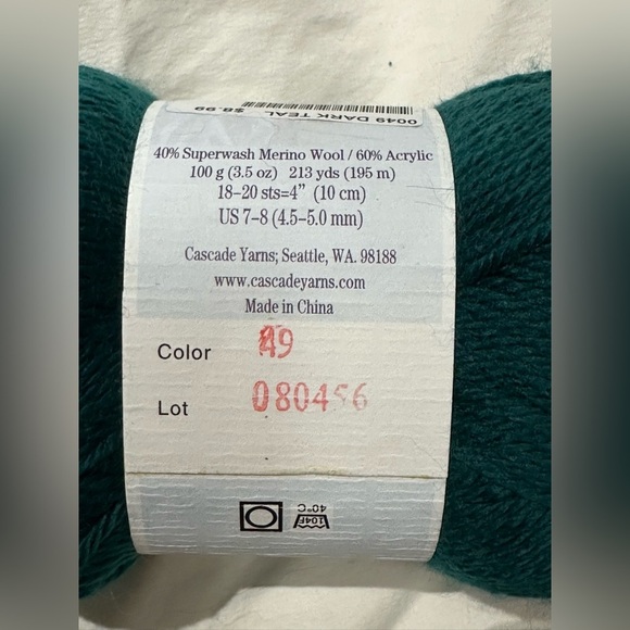 ✨NWT✨ Cascade Yarn Pacific- 1 Skein - Picture 3 of 4